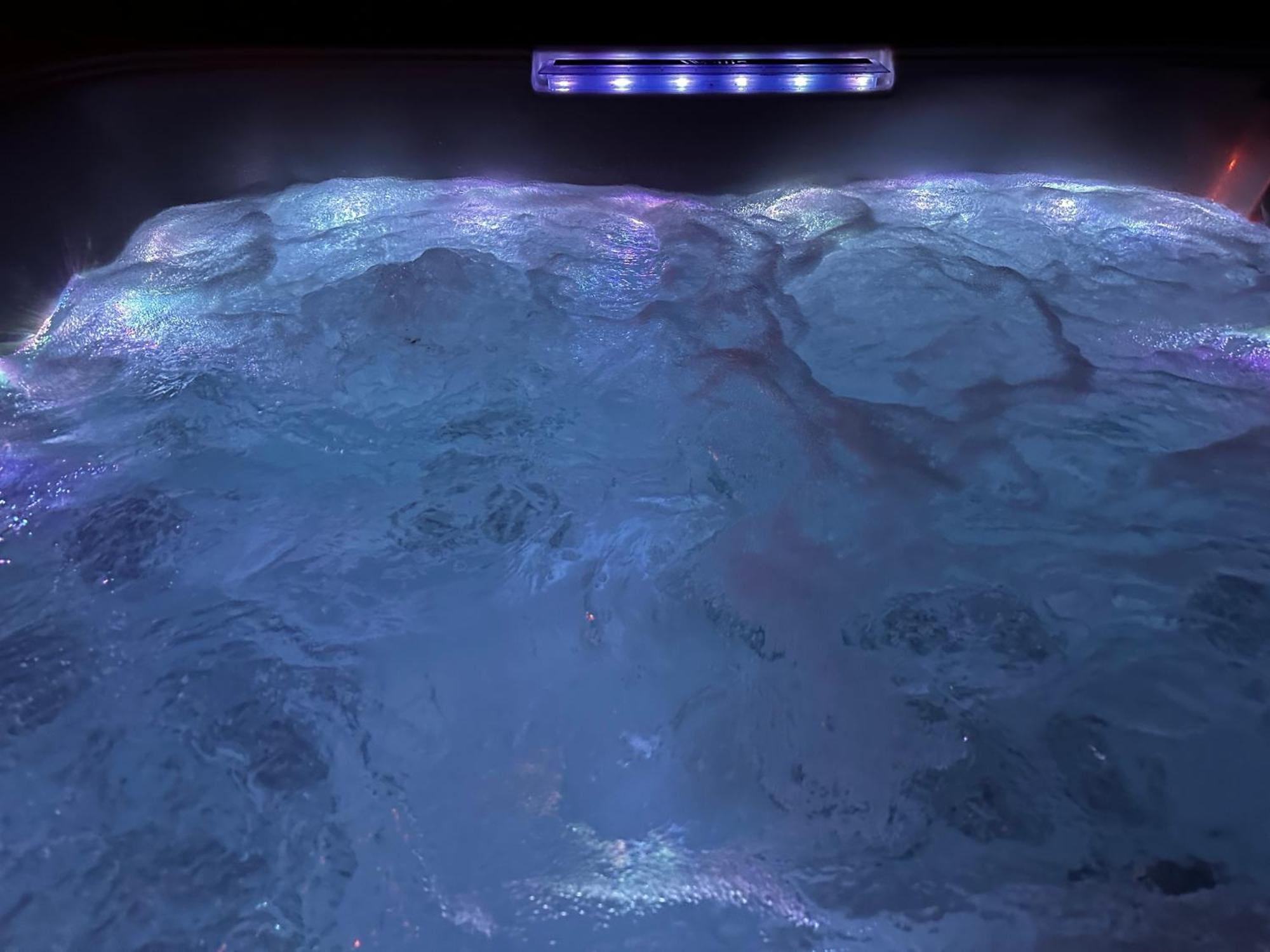 The Residence Central Jacuzzi Boutique (Adults Only) كلوج-نابوكا المظهر الخارجي الصورة